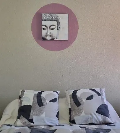 Nouveau Bien Lumineux Confort En Centre Apartment