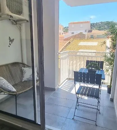 Nouveau Bien Lumineux Confort En Centre Apartment